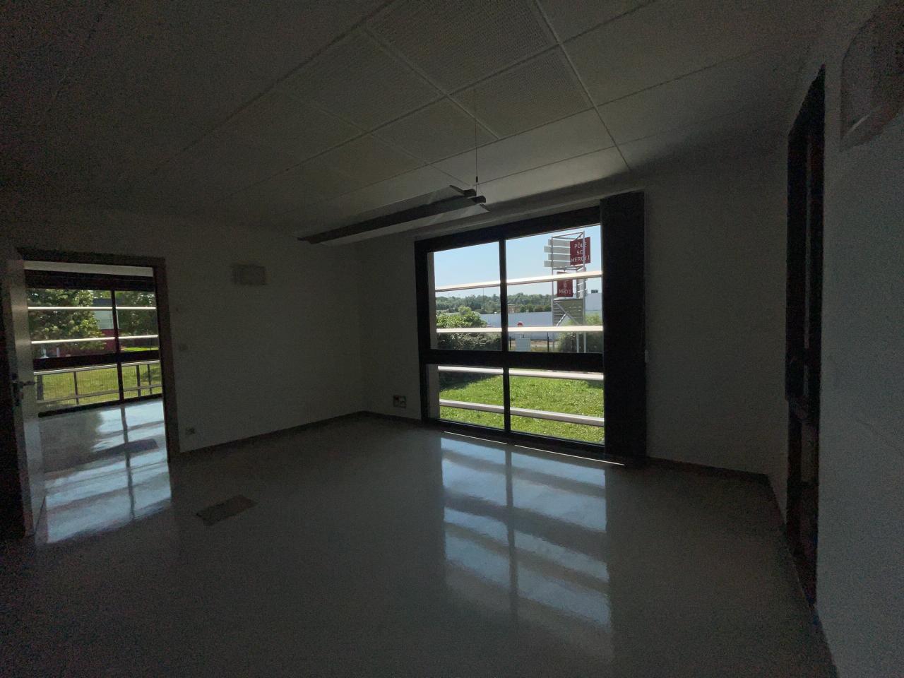 Bureau Metz 383m² Location bureau Metz Moselle OLBUR2533200 13